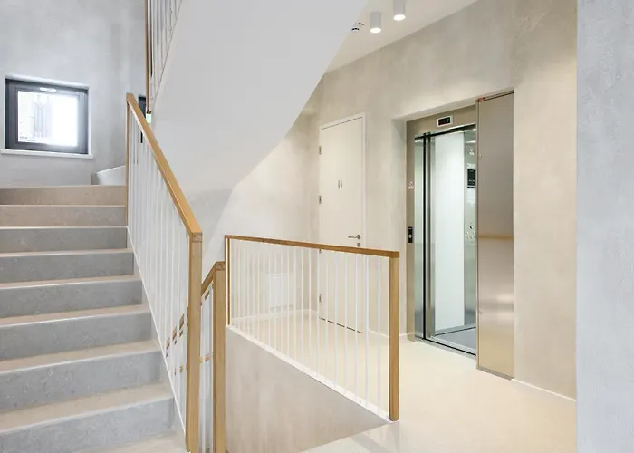 Hisa Barbara מלון דירות צליה