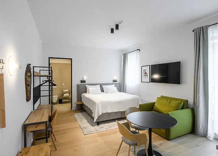 Hisa Barbara 아파트호텔 첼레